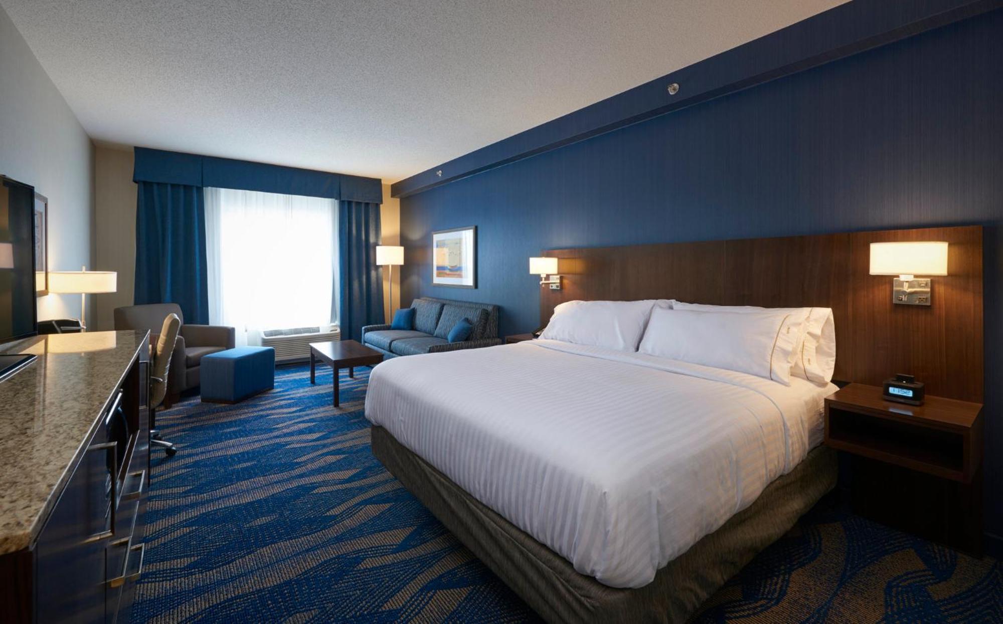 Holiday Inn Express & Suites St. John'S Airport By Ihg Exterior photo